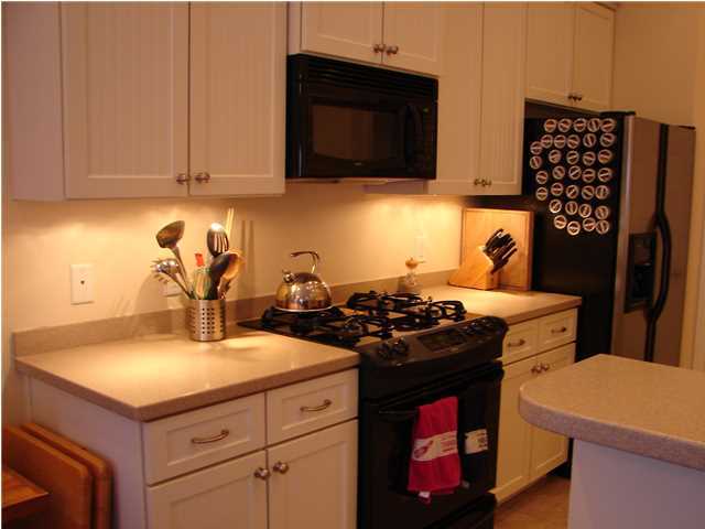 MEDITERRANEAN VILLAGE AT BLUEWATER BAY - Residential