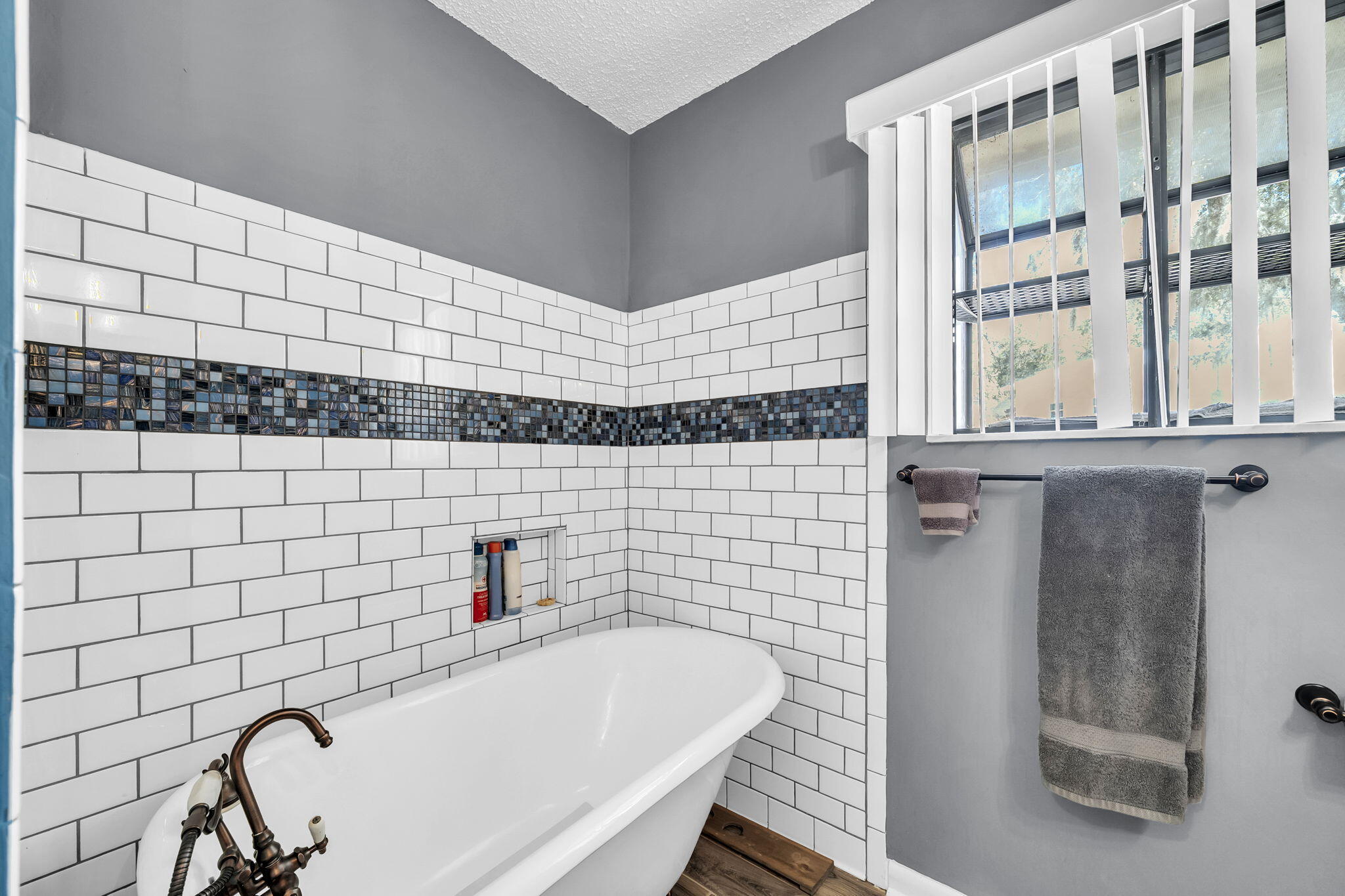 MICHAEL GLENN ESTATES - Residential