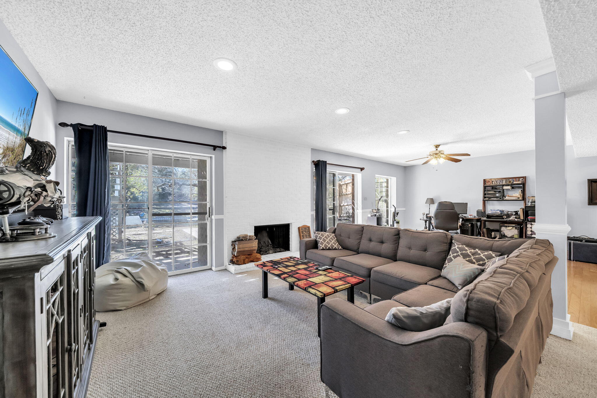 MICHAEL GLENN ESTATES - Residential