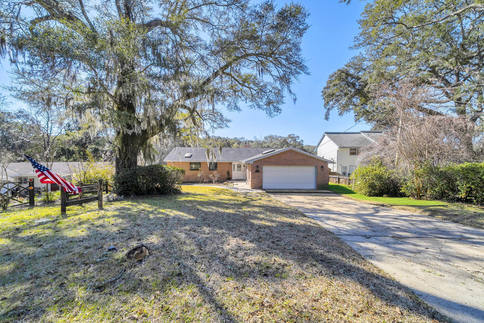 MICHAEL GLENN ESTATES - Residential