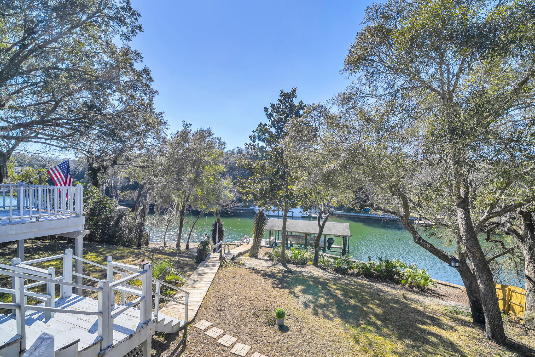 MICHAEL GLENN ESTATES - Residential