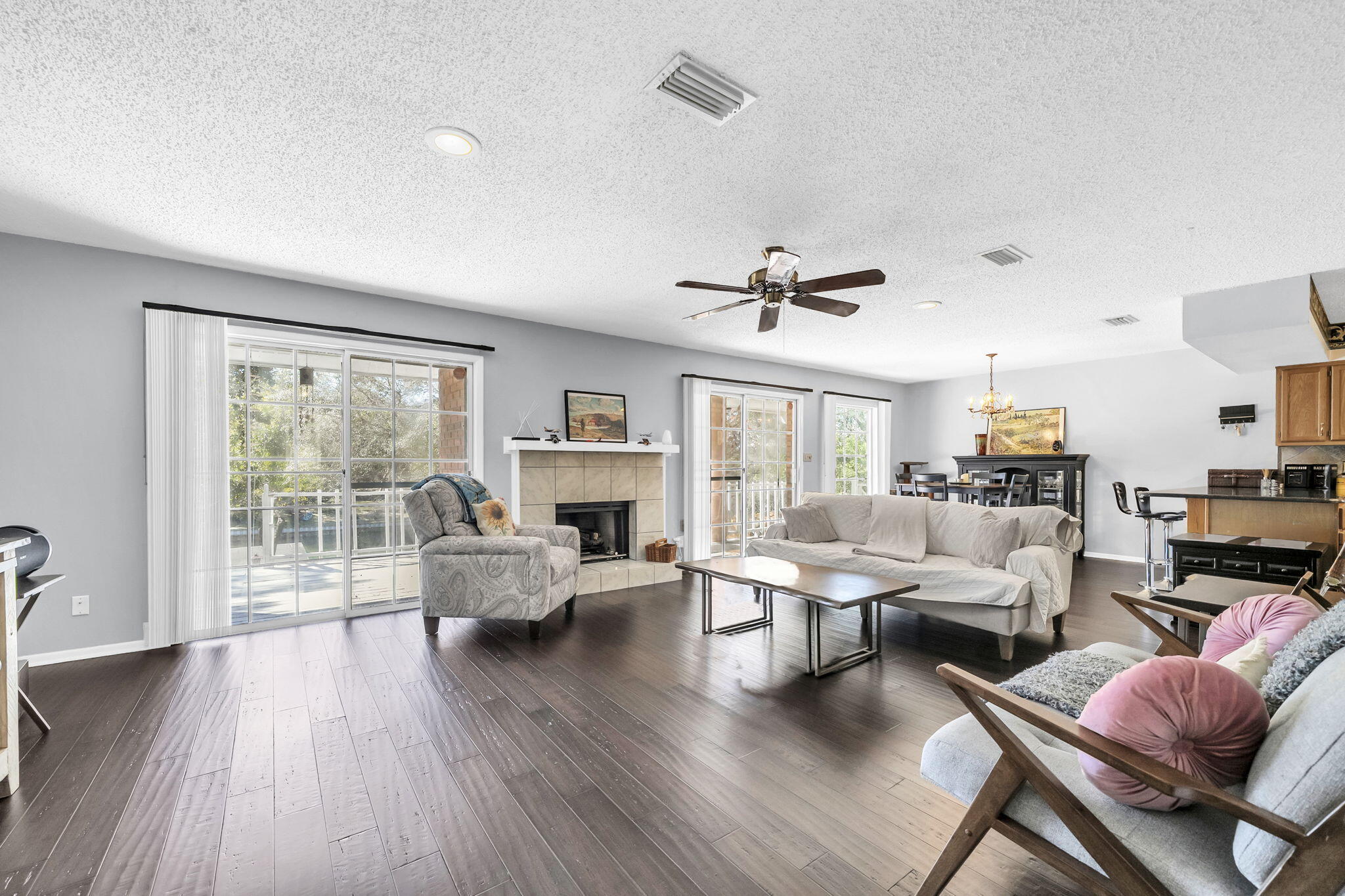 MICHAEL GLENN ESTATES - Residential