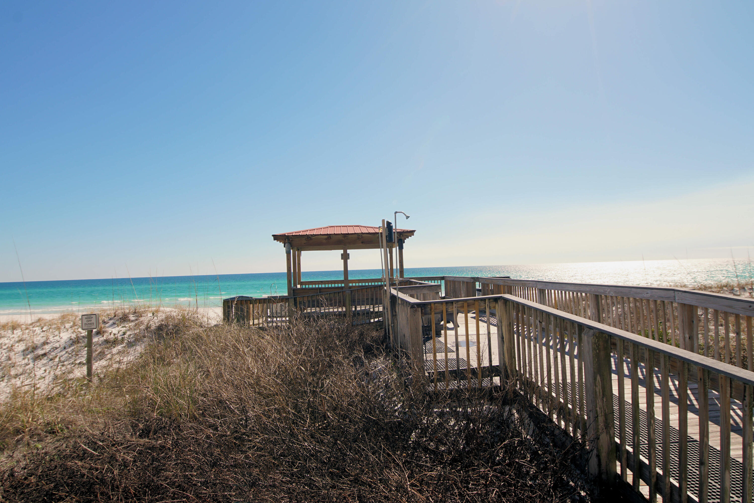 El MAtador Condominiums - Residential