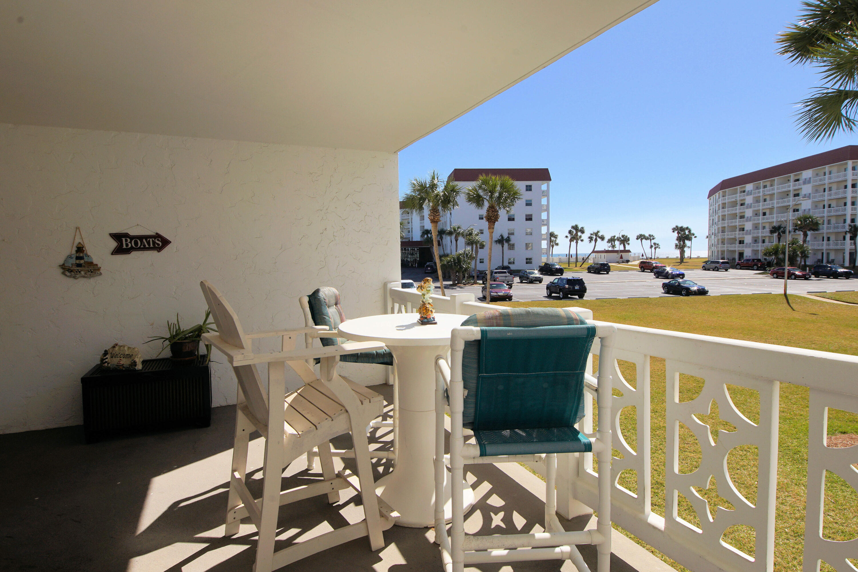 El MAtador Condominiums - Residential