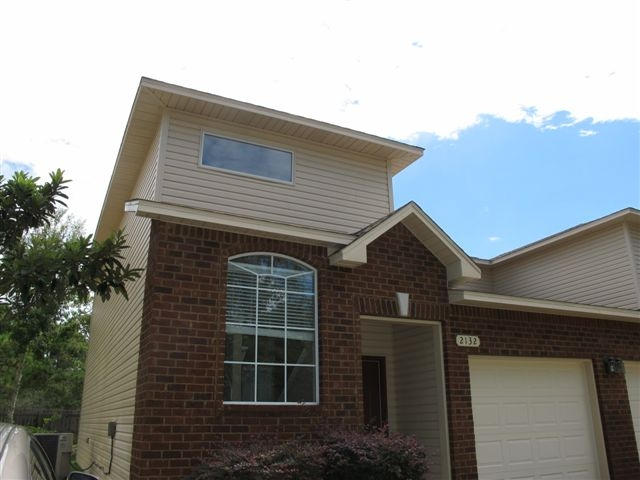 HADLEIGH HILLS T/H - Residential