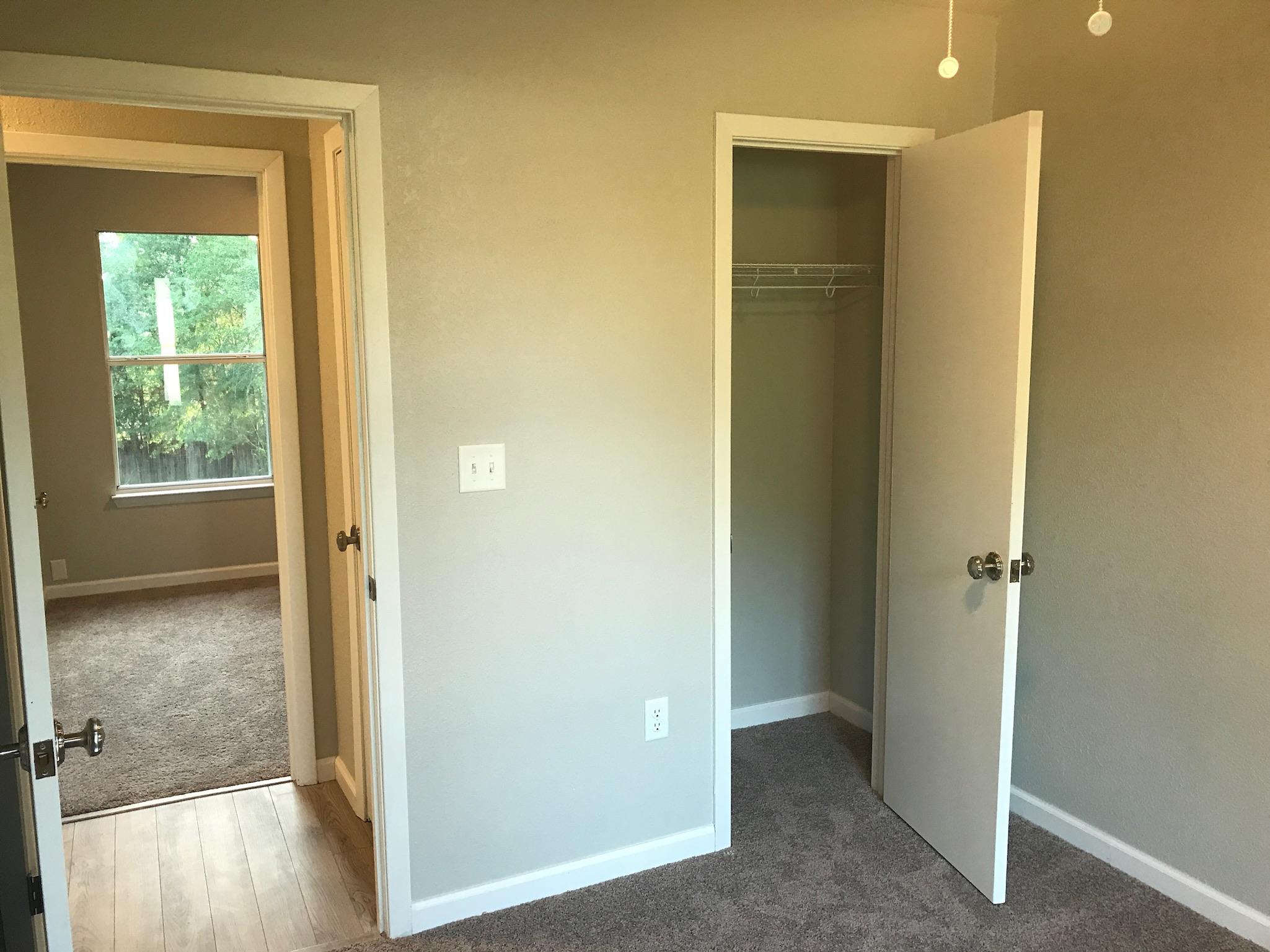 SHOAL CREEK 1ST ADDN - Residential