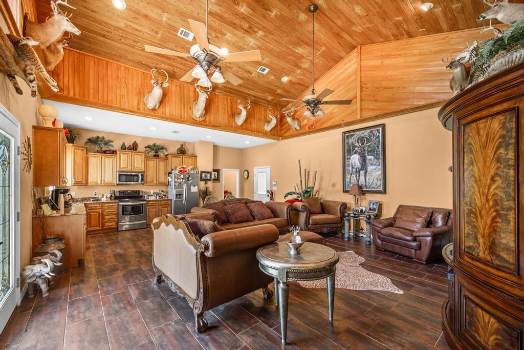 NONESUCH WAY - Residential