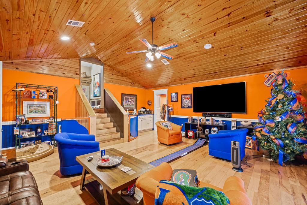 NONESUCH WAY - Residential