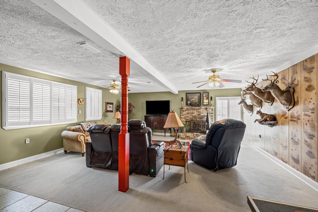 NONESUCH WAY - Residential