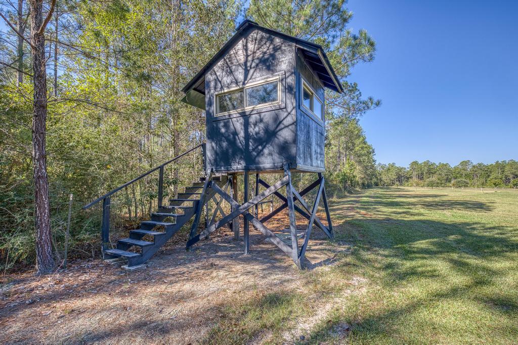 NONESUCH WAY - Residential