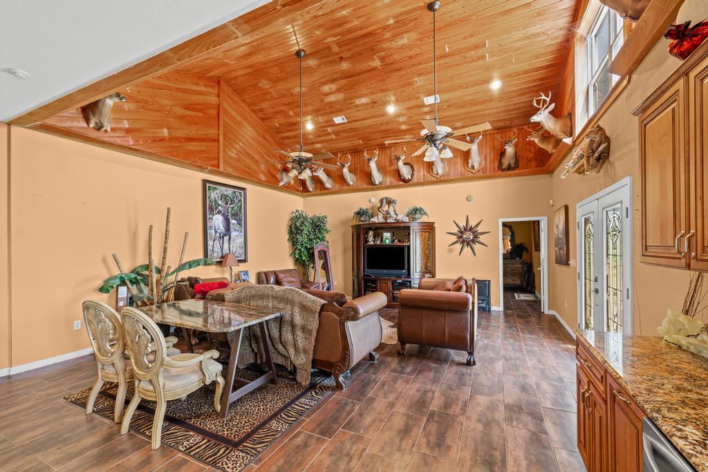 NONESUCH WAY - Residential