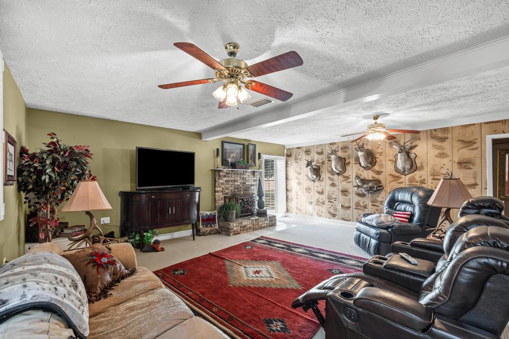 NONESUCH WAY - Residential