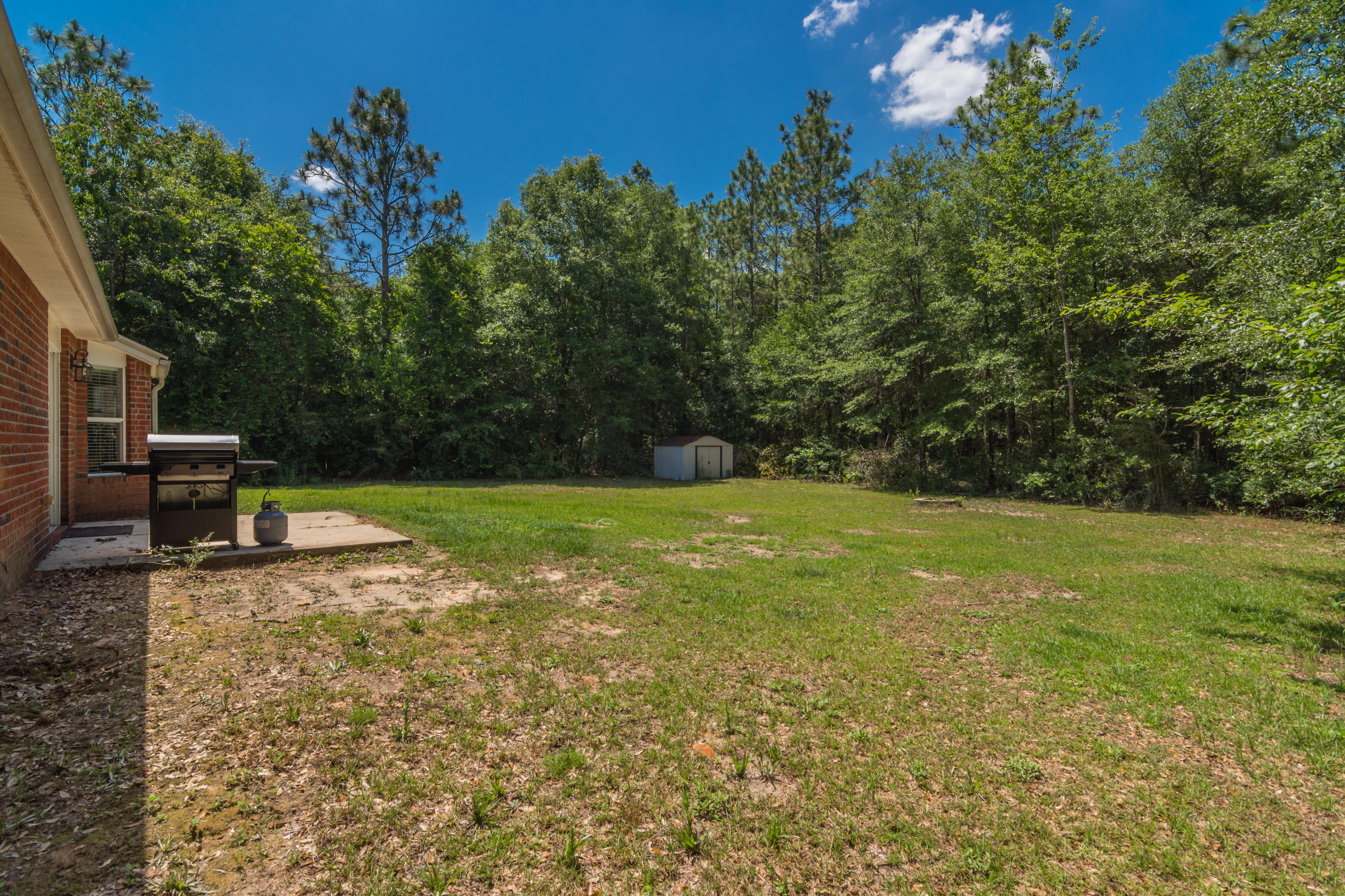 COUNTRYWOOD EST - Residential