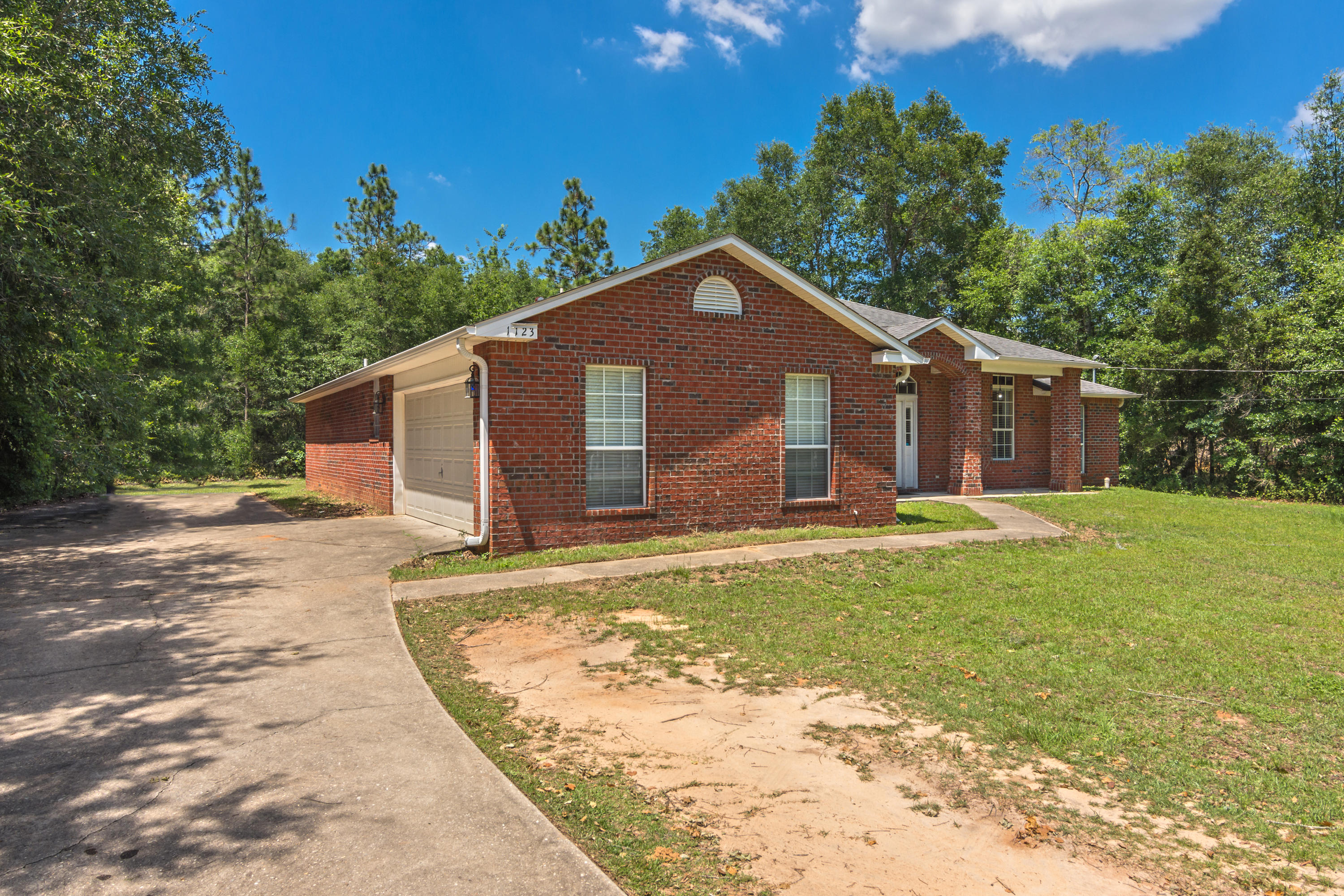 COUNTRYWOOD EST - Residential