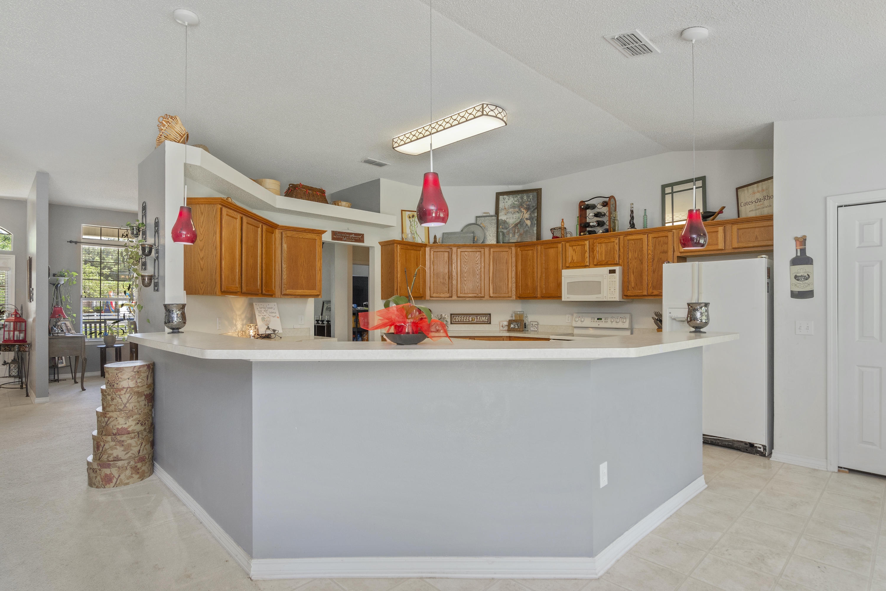 COUNTRYWOOD EST - Residential