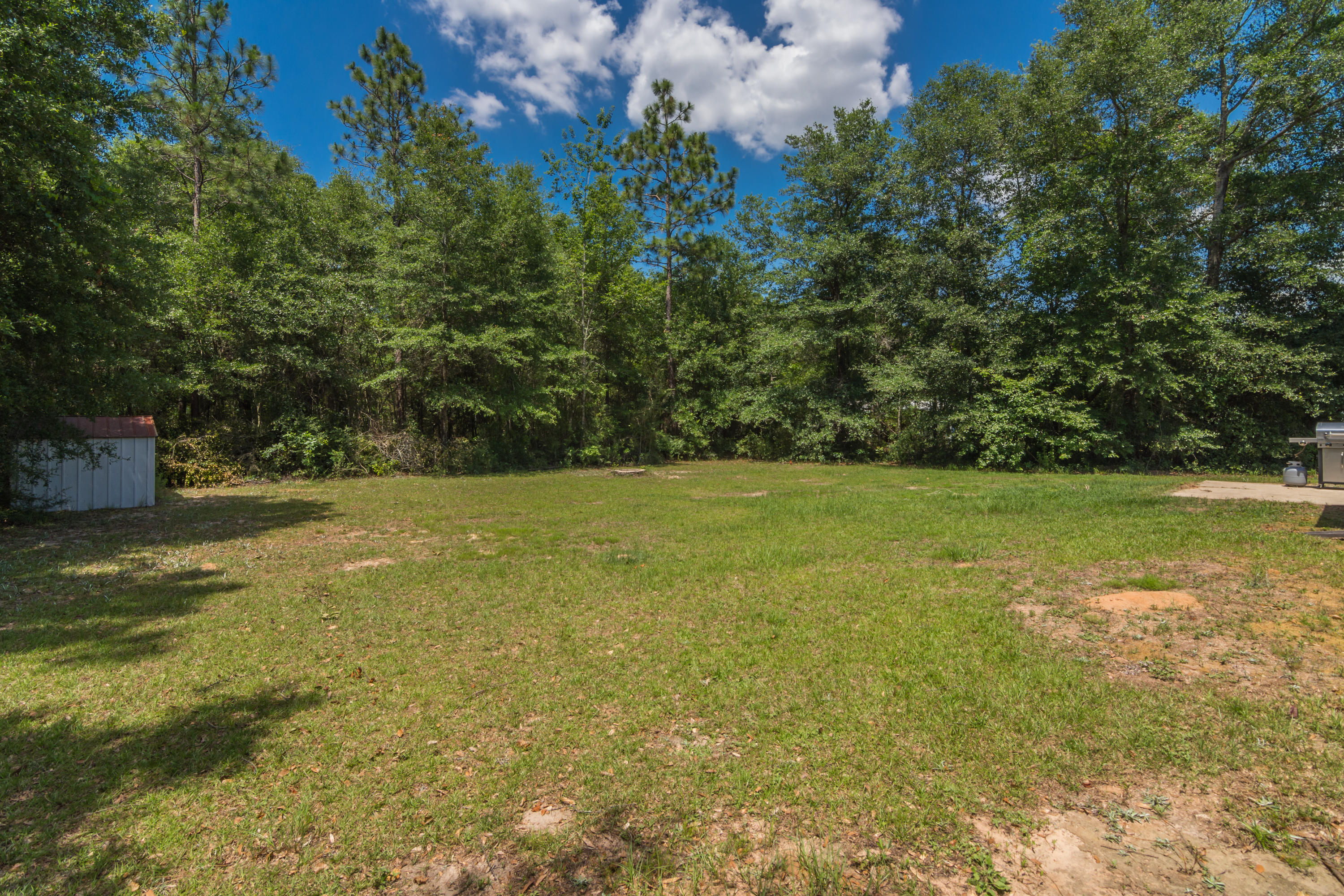 COUNTRYWOOD EST - Residential