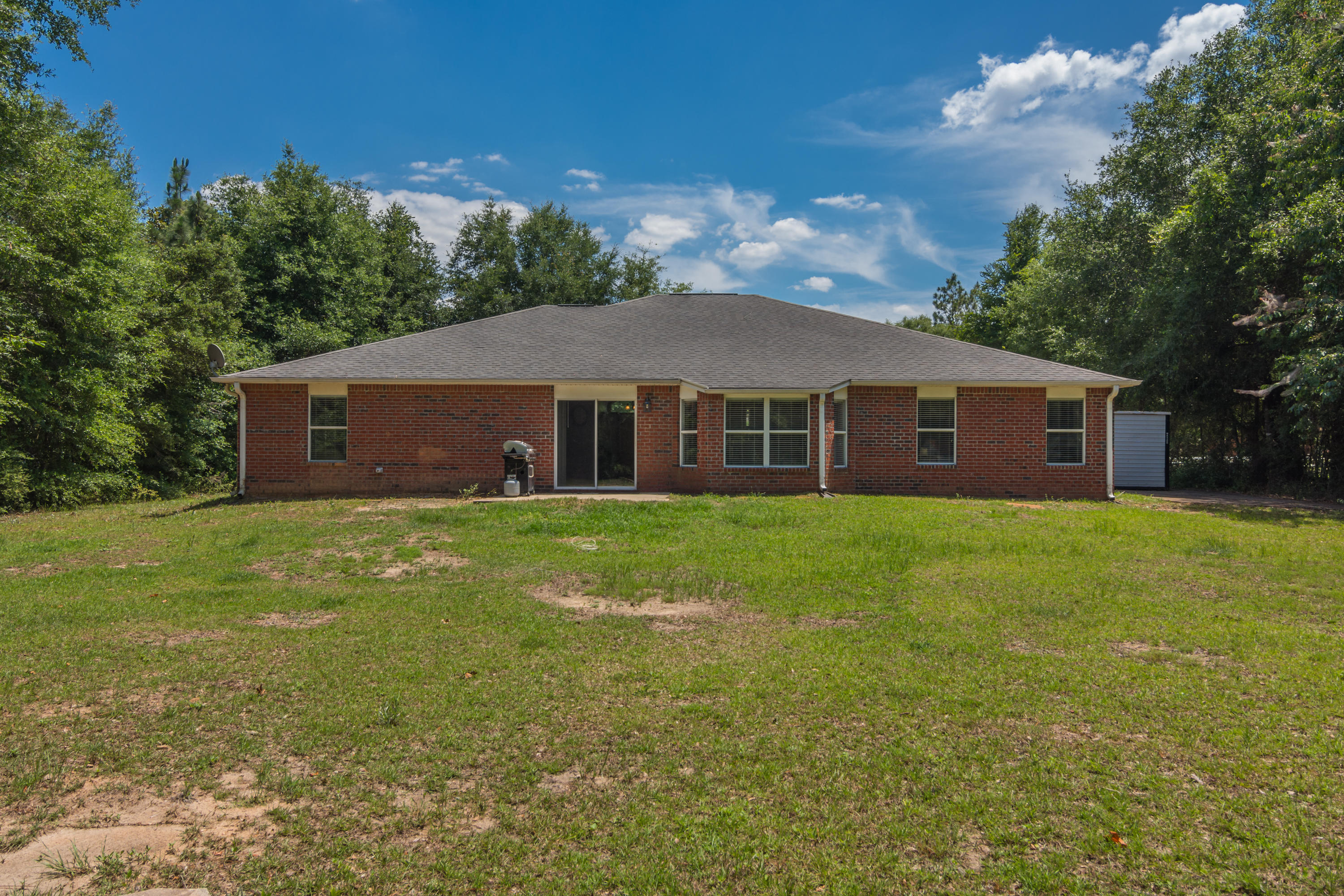 COUNTRYWOOD EST - Residential