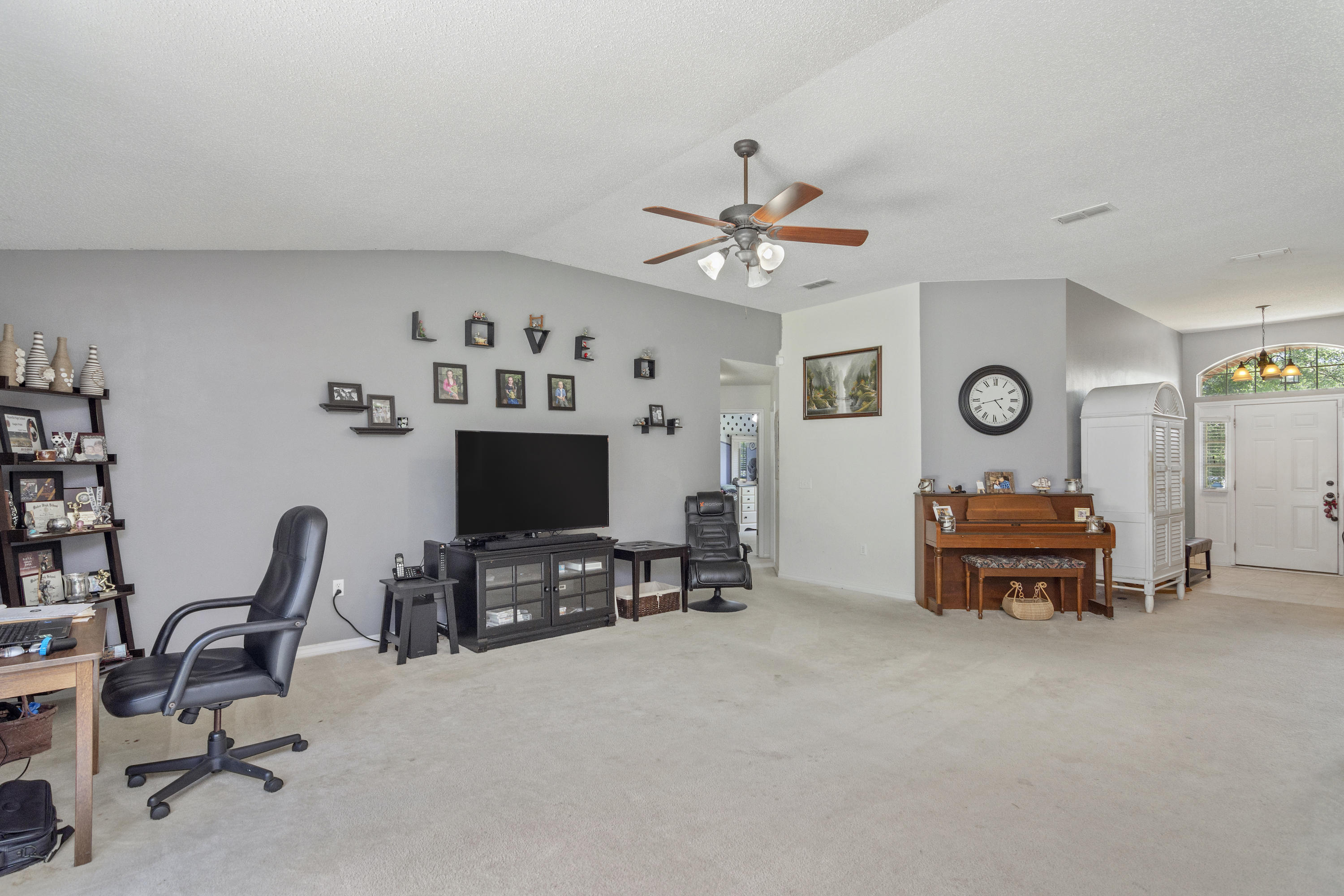 COUNTRYWOOD EST - Residential