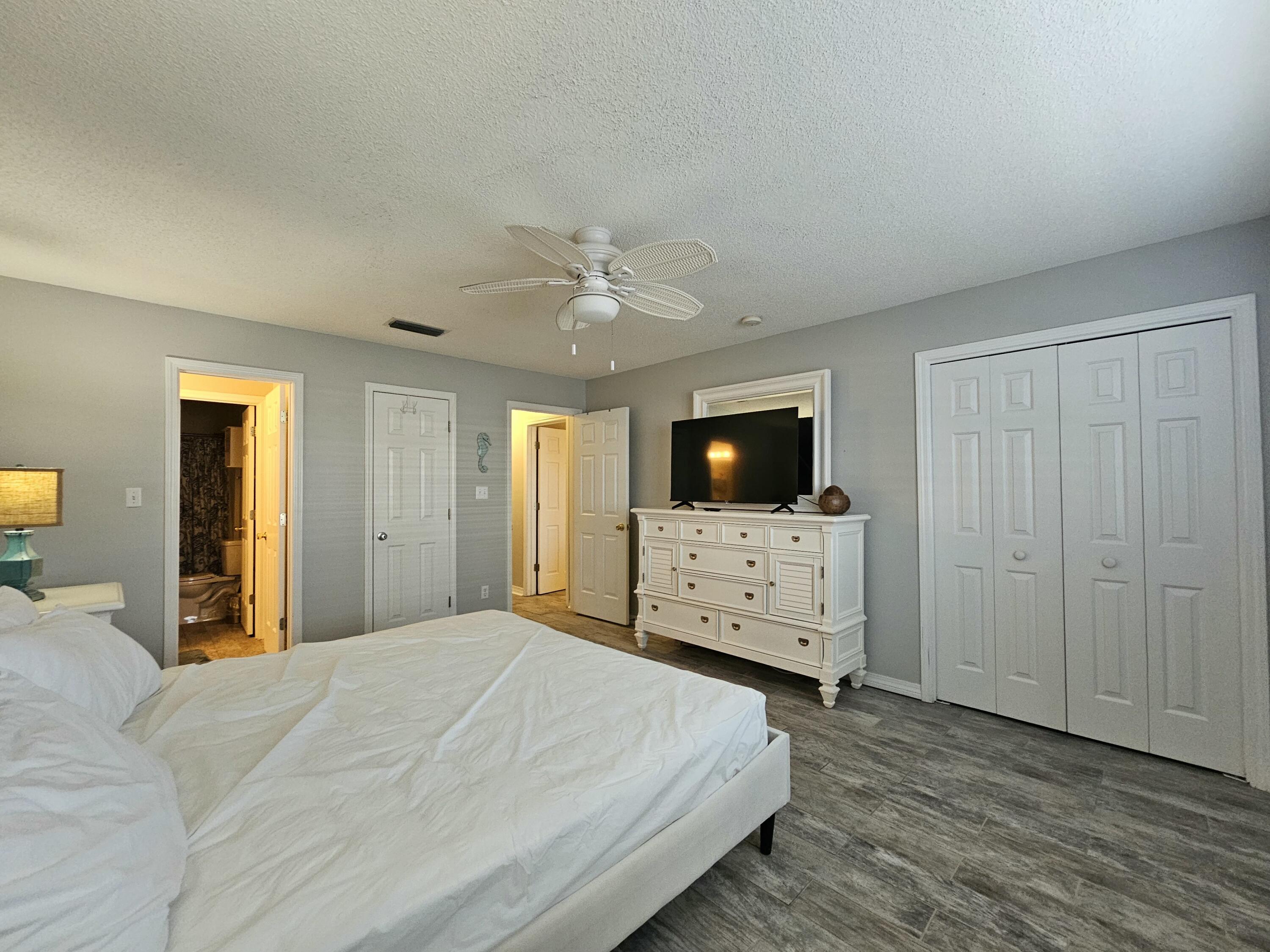 DESTIN SANDS CONDO - Residential Lease