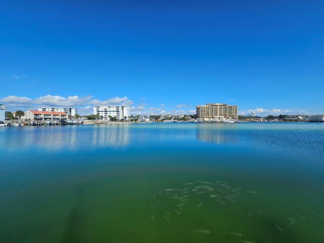 DESTIN SANDS CONDO - Residential Lease
