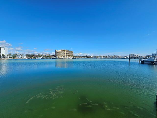 DESTIN SANDS CONDO - Residential Lease