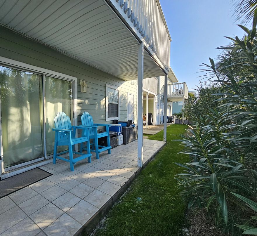 AVAILABLE NOW!  Fully furnished 2 bedroom 2 bath condo in beautiful Destin Sands.  Nestled on the Destin harbor, this condo complex provides a dock and fishing!  This beauty sports tile floors, granite counters and a relaxing coastal vibe.  Fully furnished and ready for occupancy. No pets, no smoking, no vaping.  Applicants to verify items of importance such as room measurements and school zones. Credit and criminal background check required.