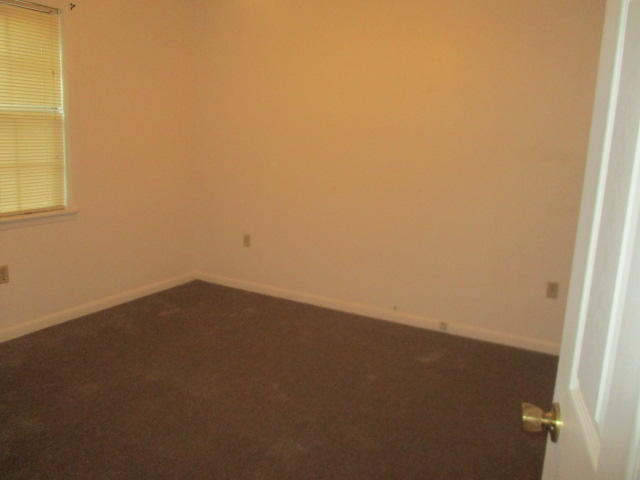 BERKSHIRE WOODS - Residential Lease