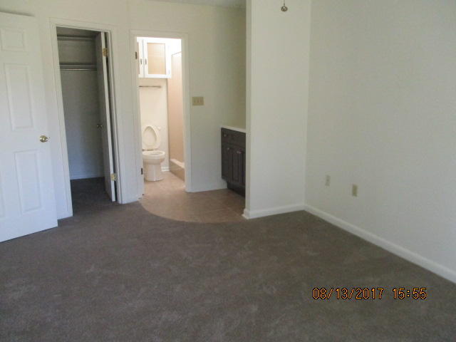 BERKSHIRE WOODS - Residential Lease