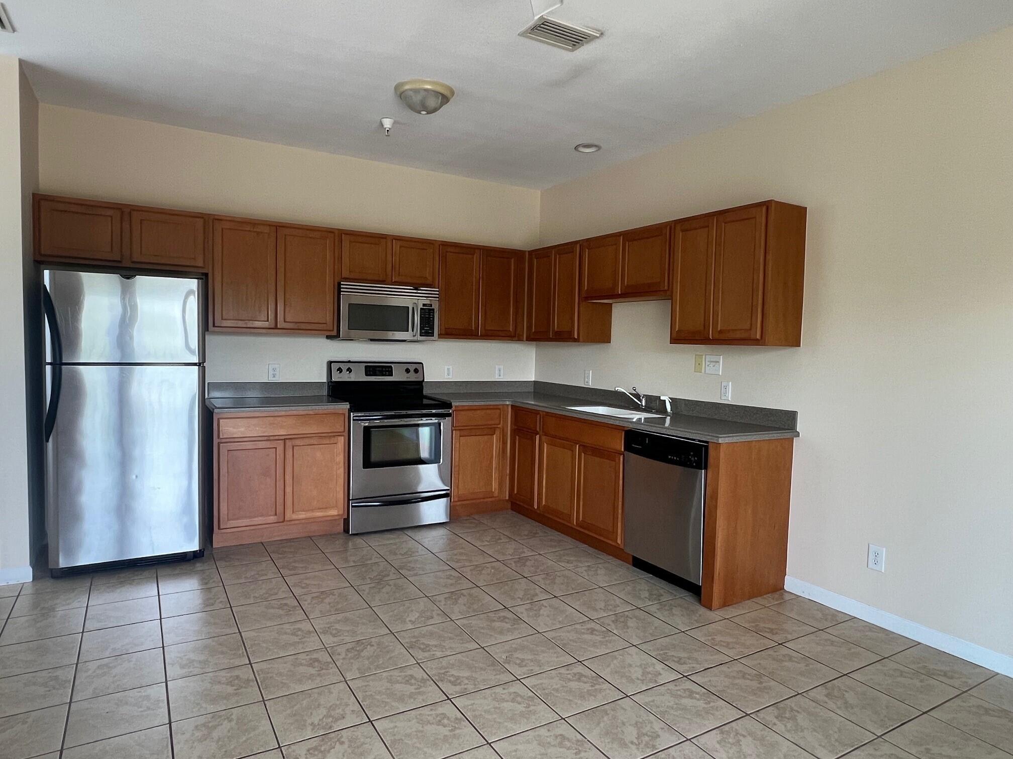 EL PESCADOR T/H LOT 1 - Residential Lease