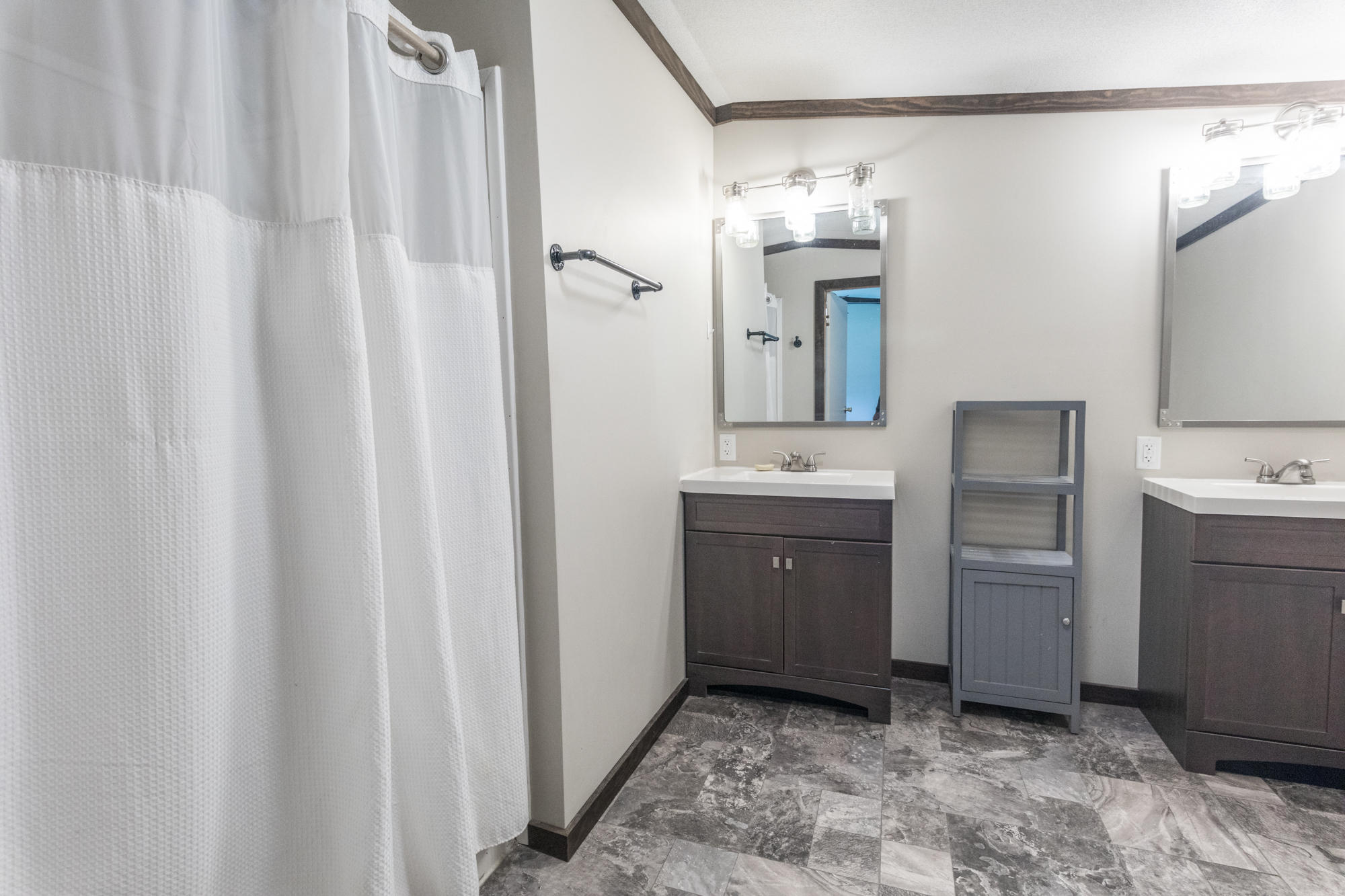 MAGNOLIA BAYE - Residential