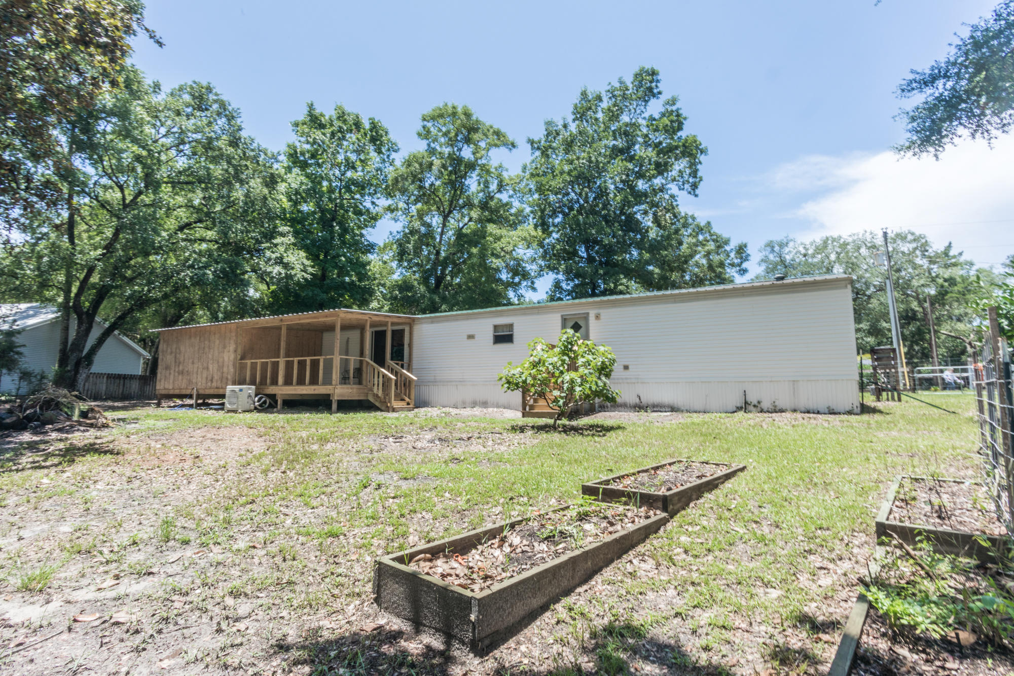 MAGNOLIA BAYE - Residential