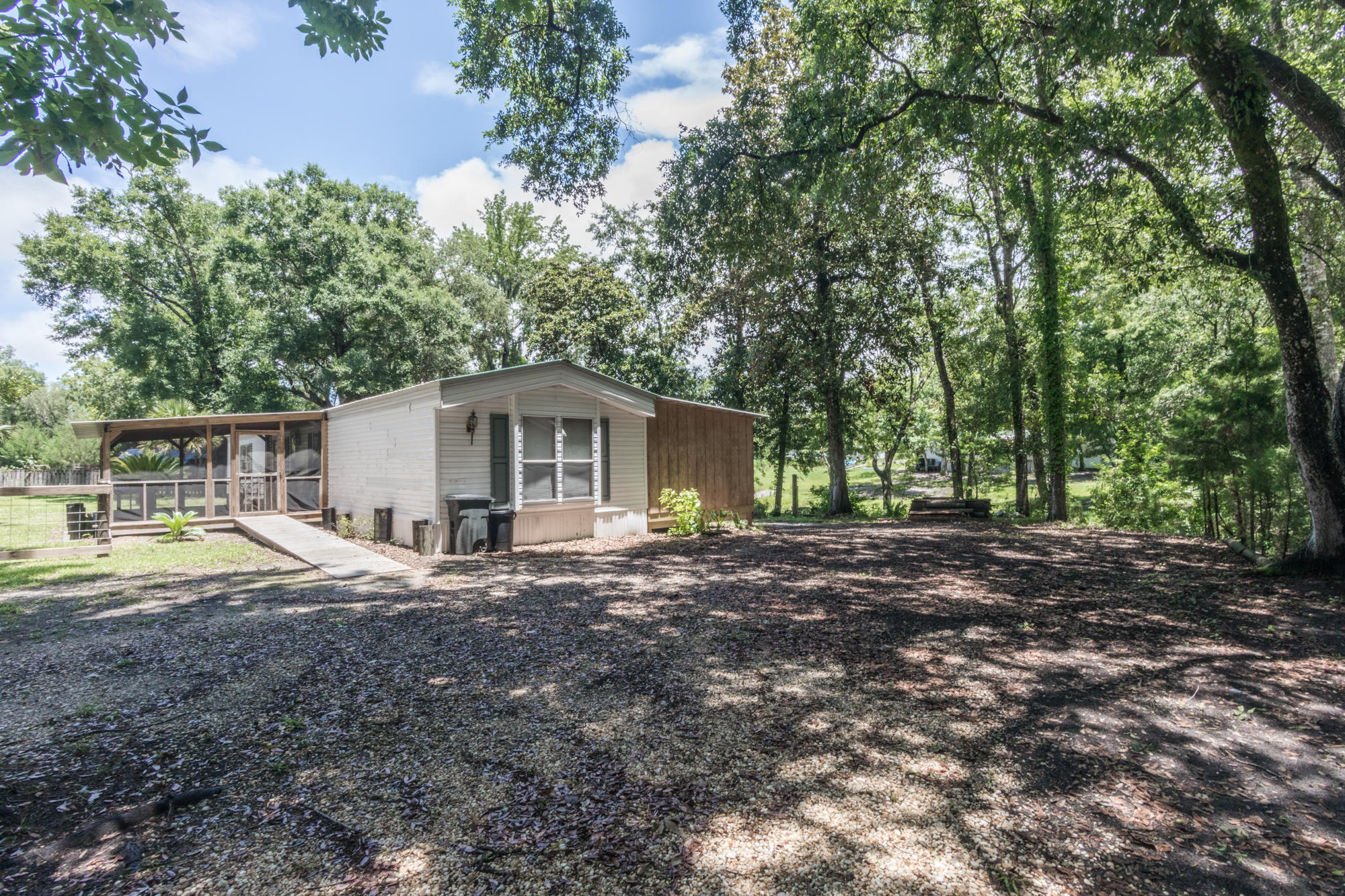 MAGNOLIA BAYE - Residential