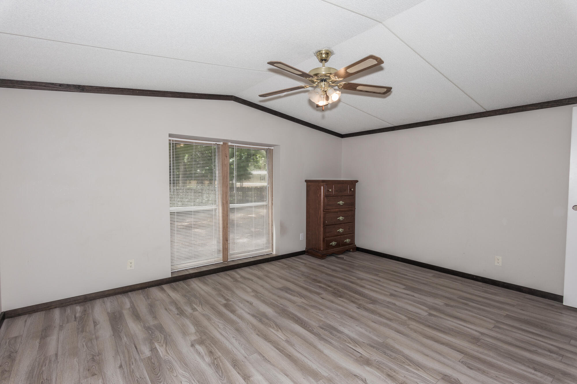 MAGNOLIA BAYE - Residential