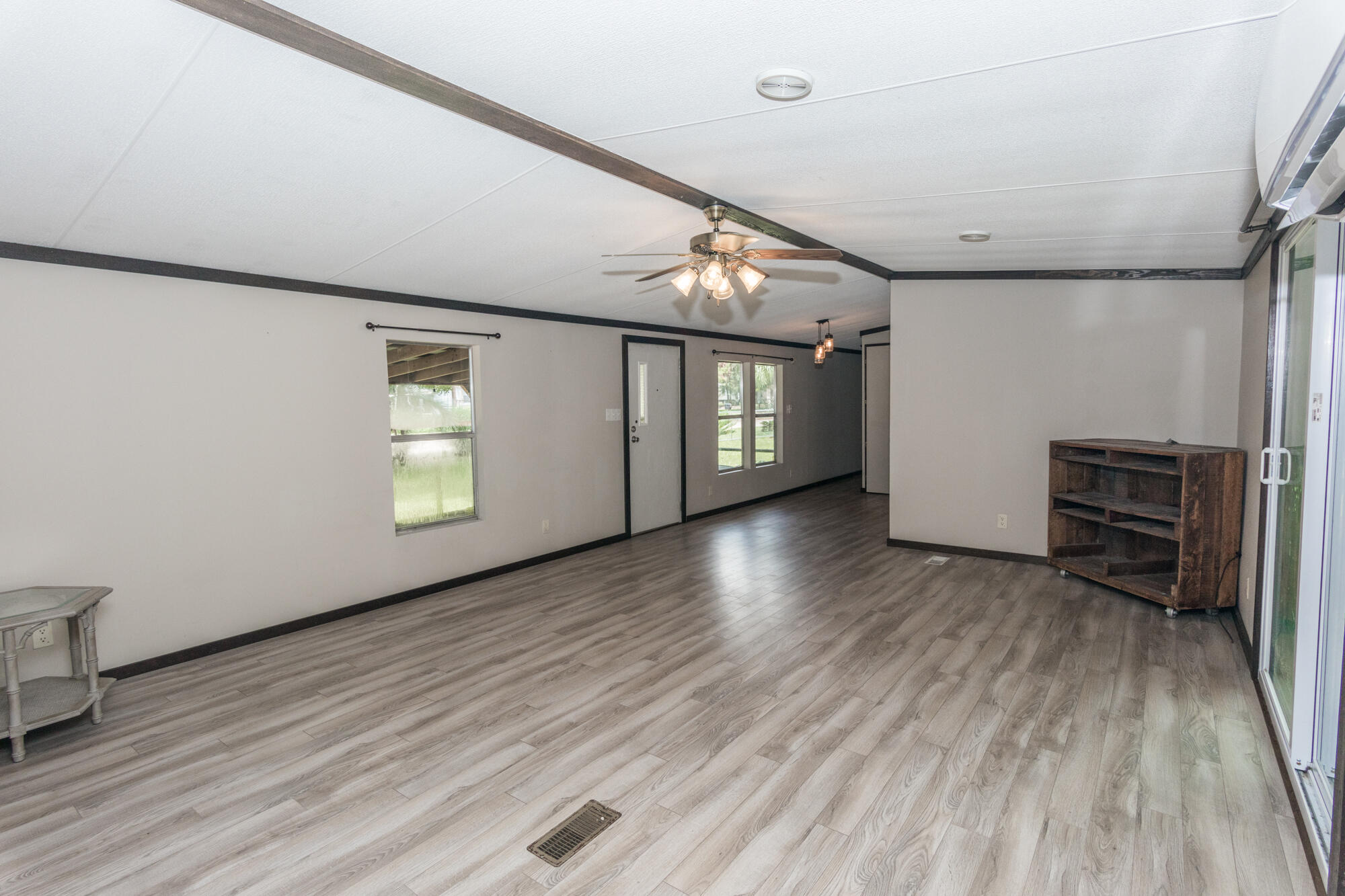 MAGNOLIA BAYE - Residential