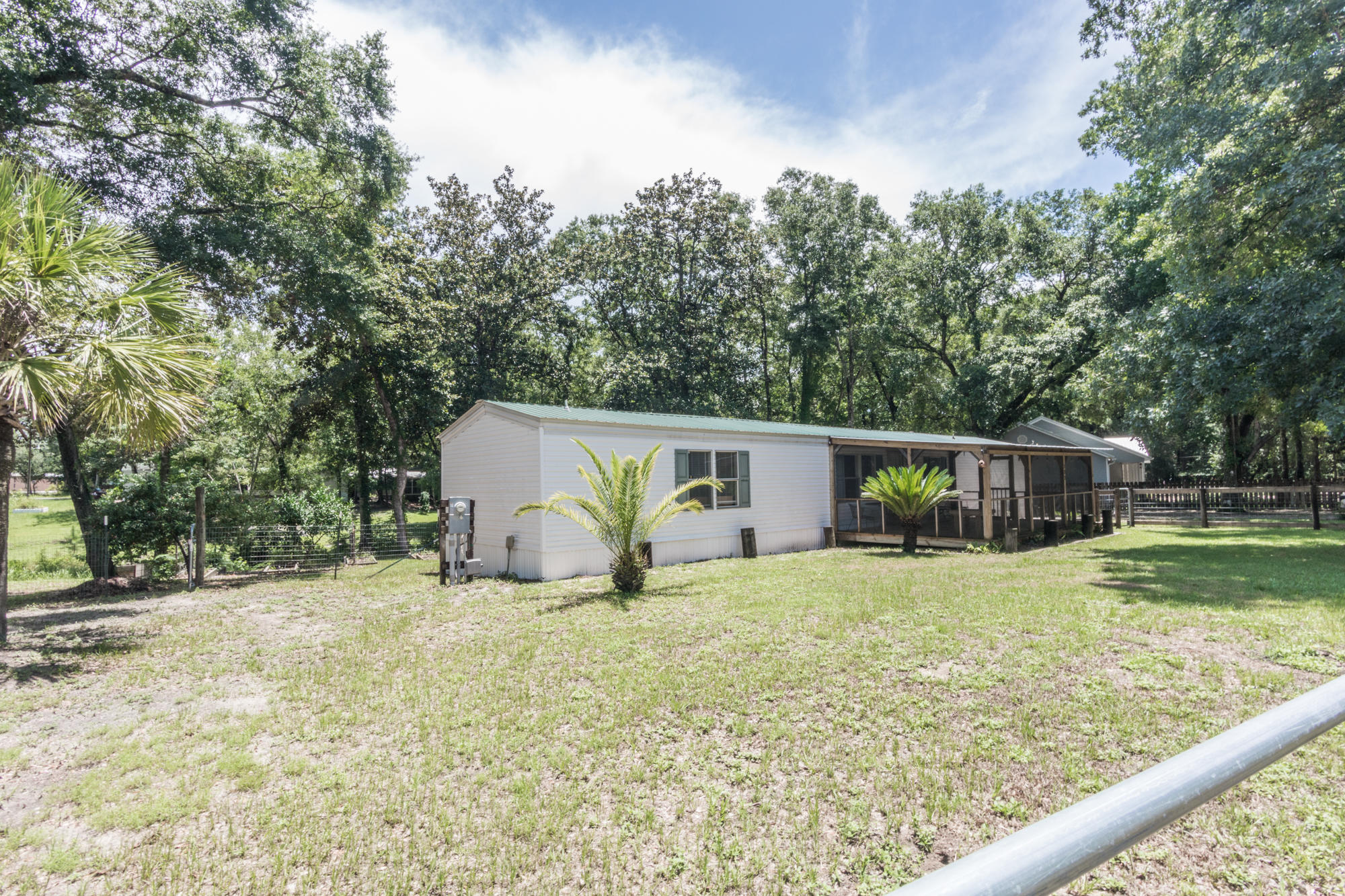 MAGNOLIA BAYE - Residential