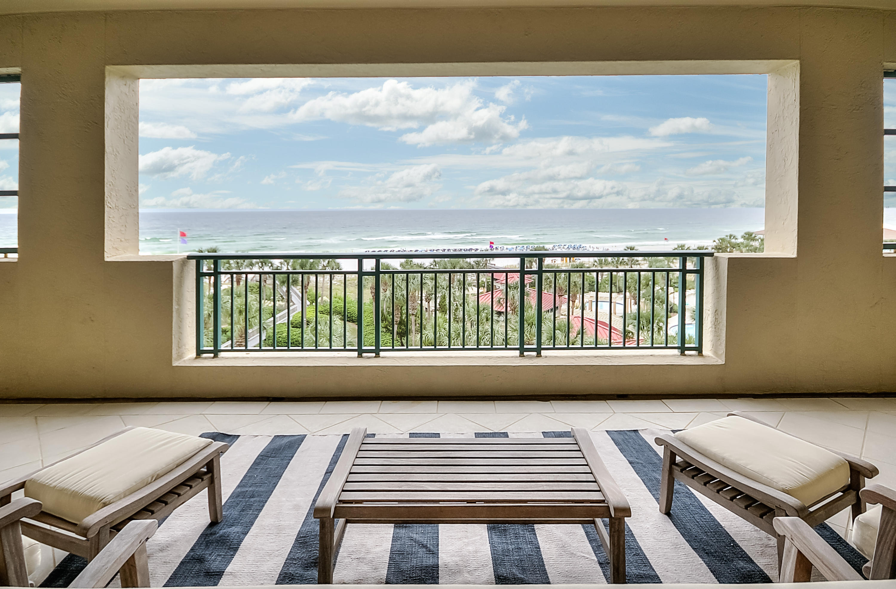 SOUTHWINDS III - Residential