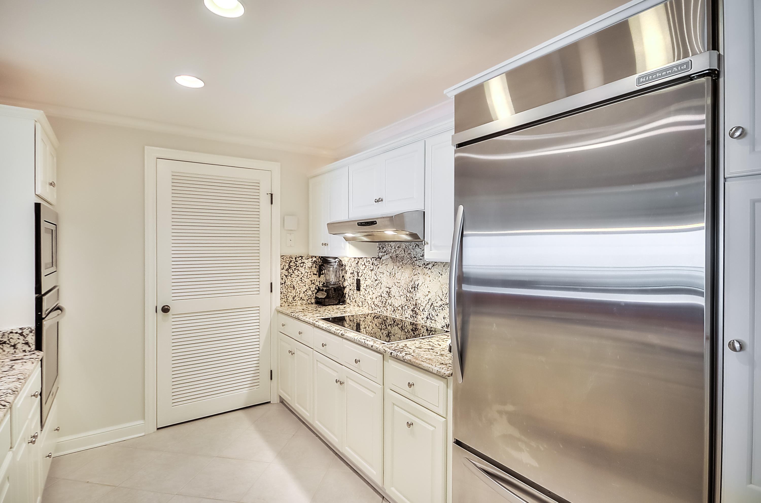 SOUTHWINDS III - Residential