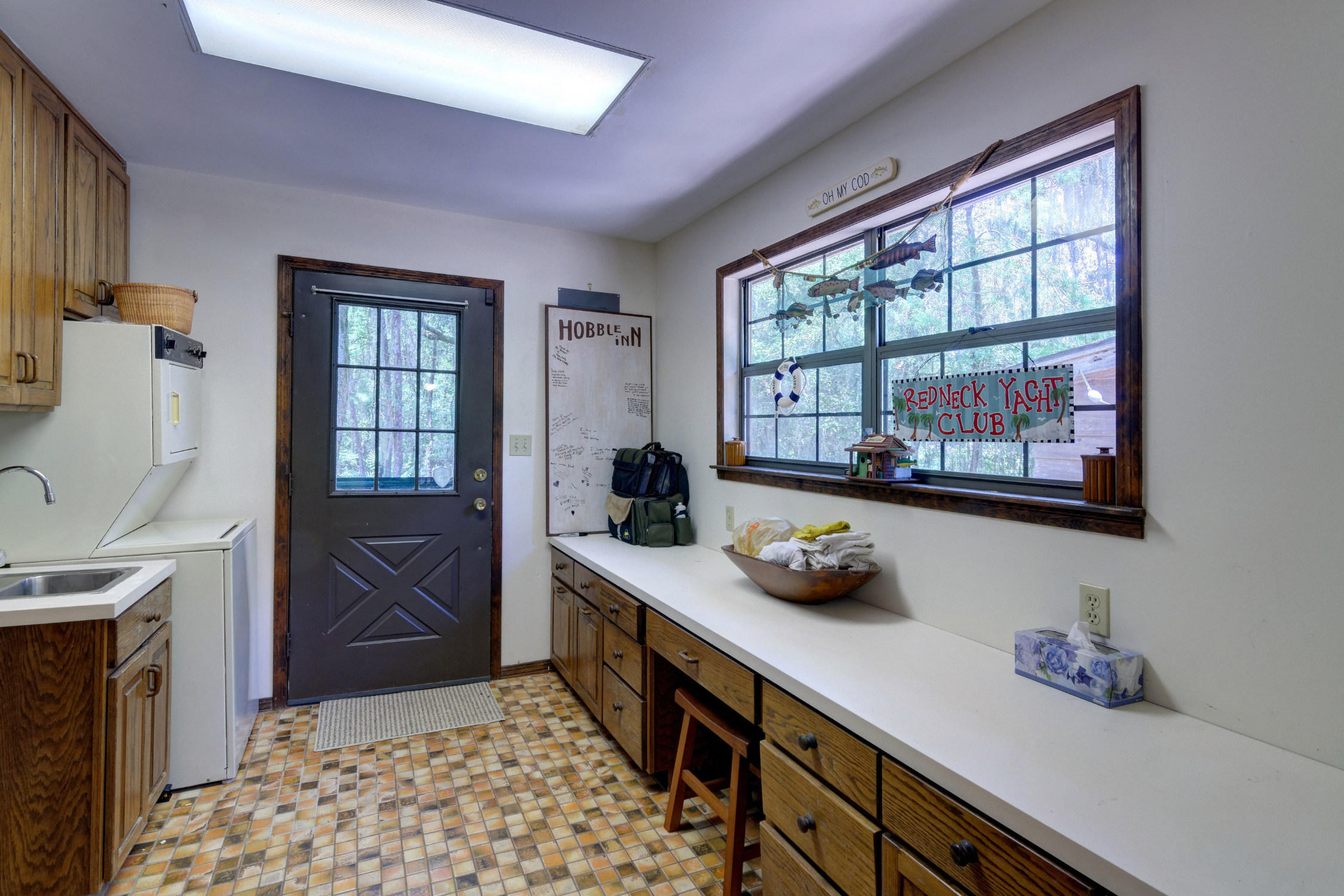 NO RECORDED SUBDIVISION - Residential