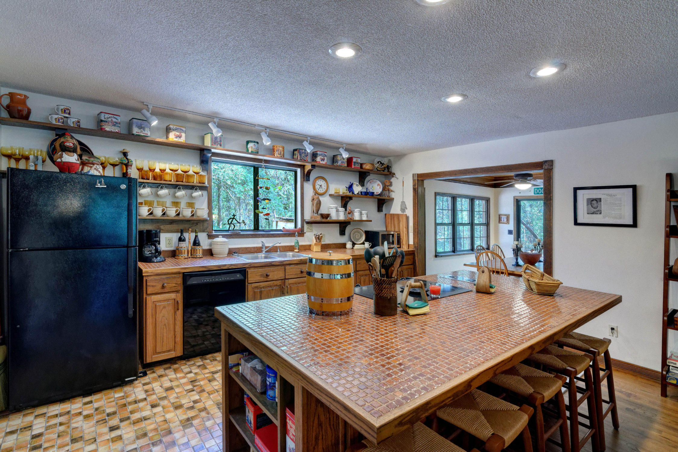 NO RECORDED SUBDIVISION - Residential