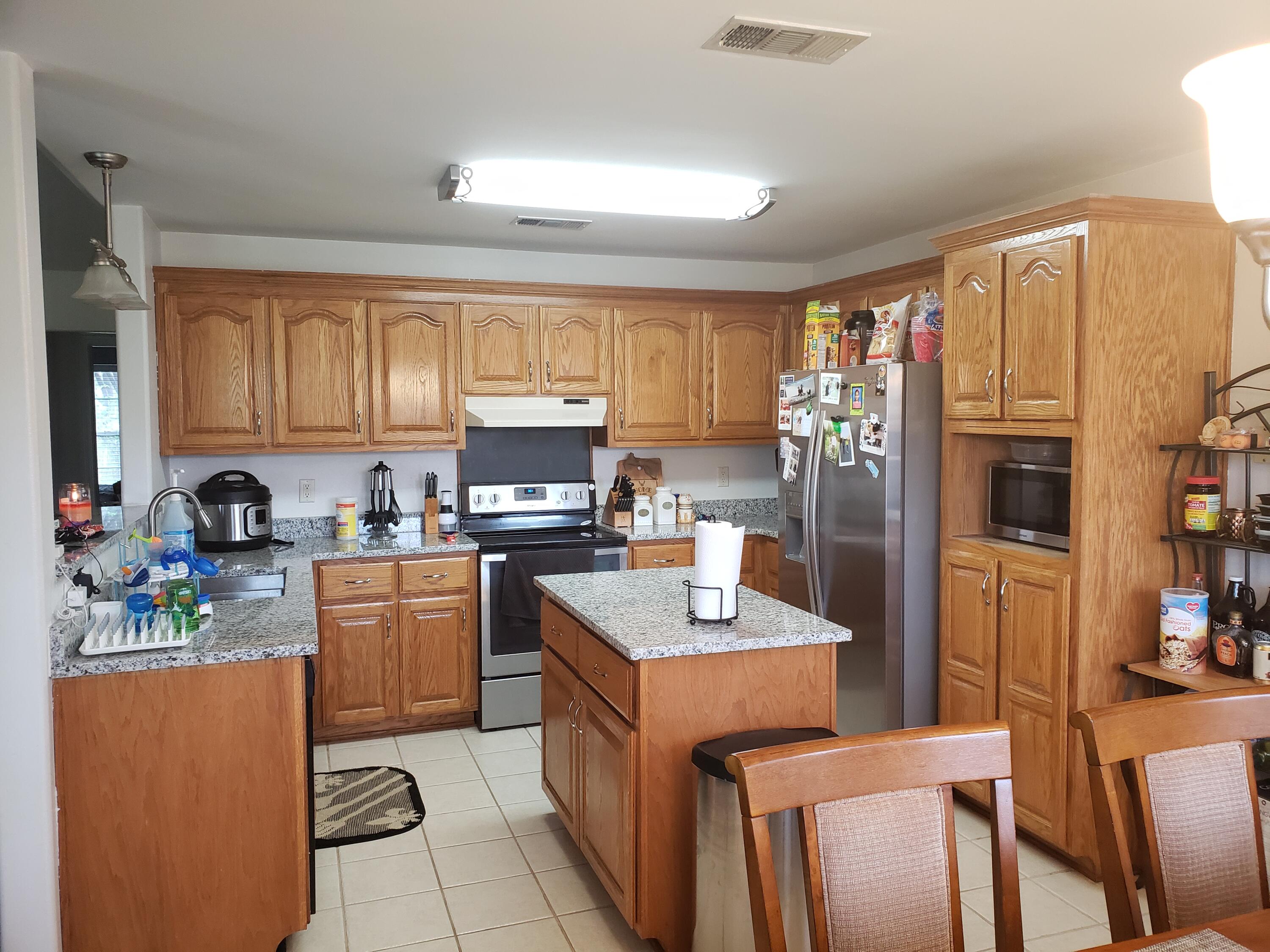 VILLA DANIELLE - Residential Lease