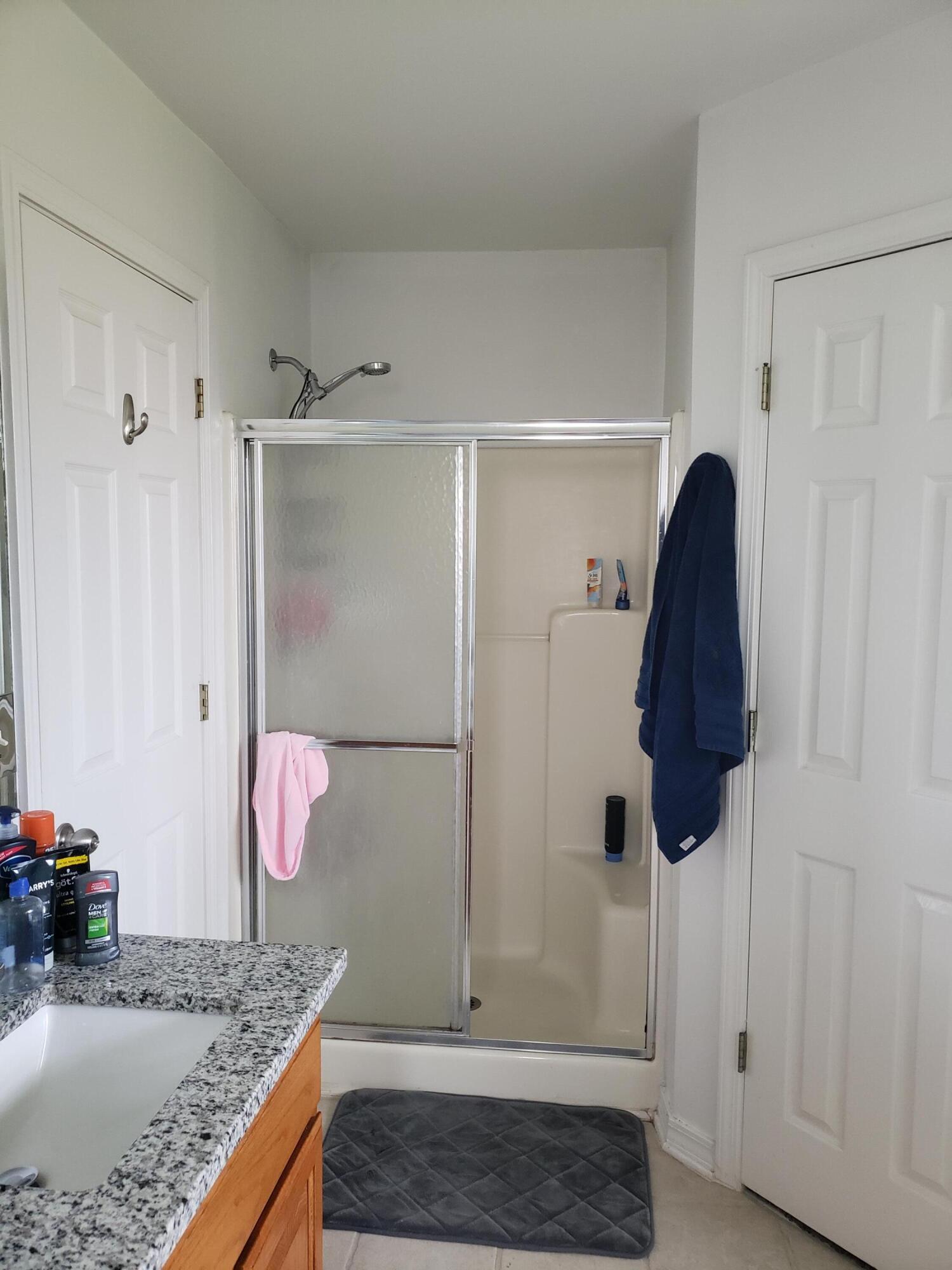 VILLA DANIELLE - Residential Lease