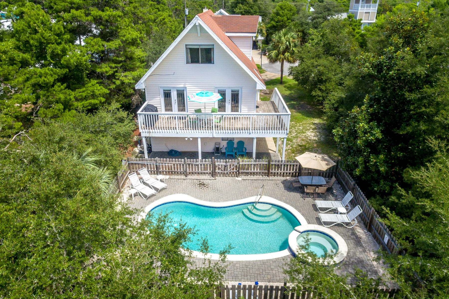 WHITE SUGAR ESTATES - Residential