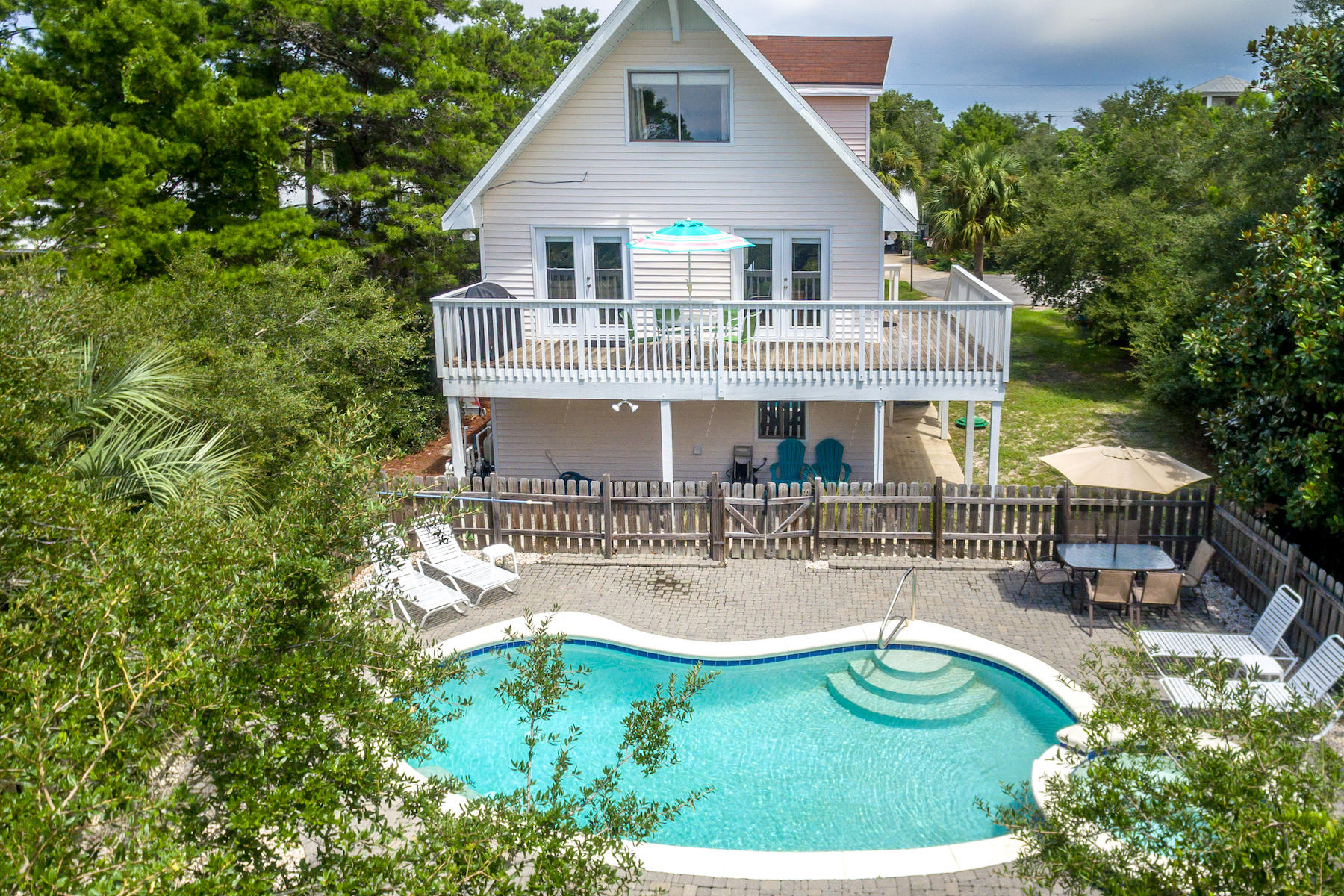 WHITE SUGAR ESTATES - Residential