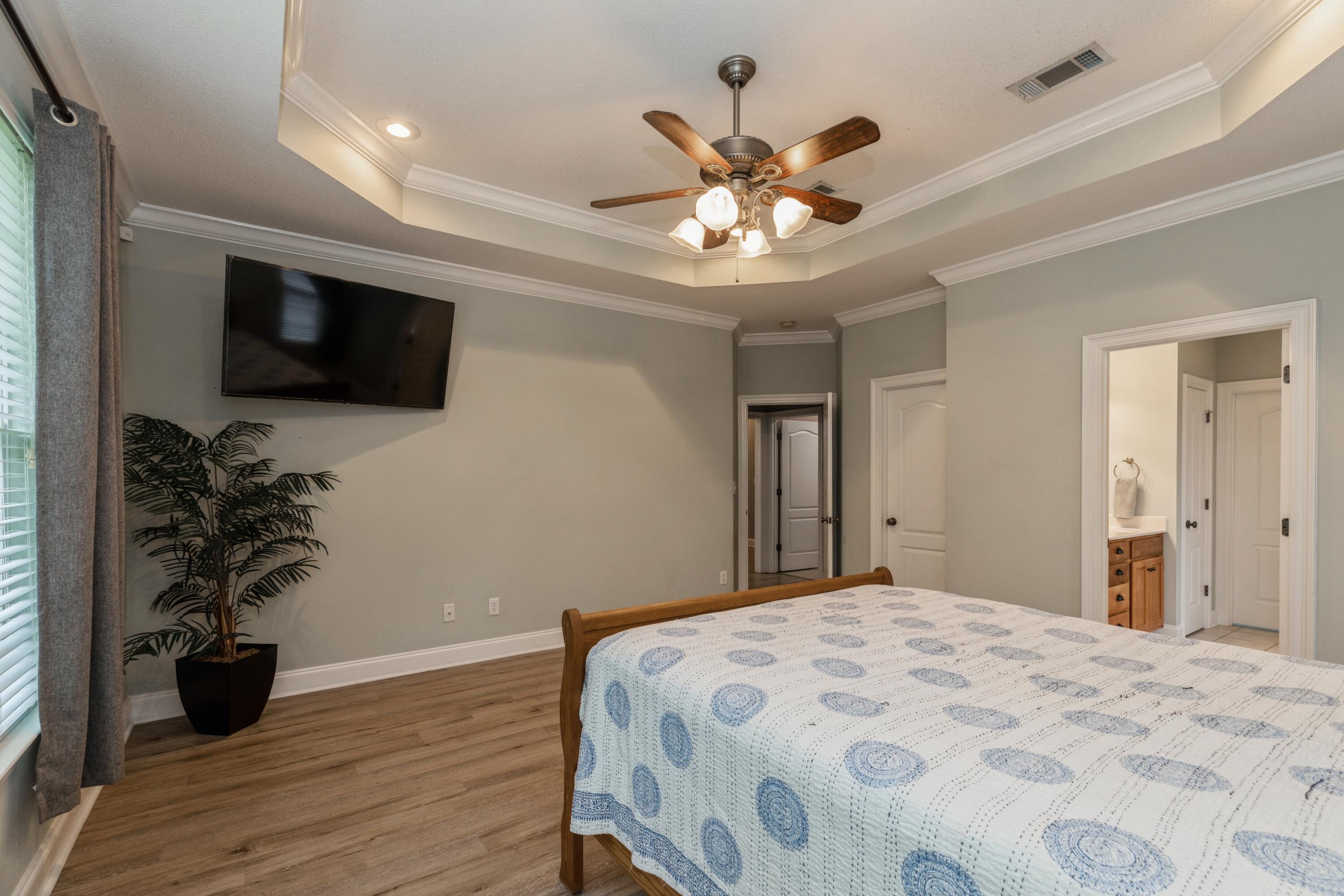 SHADOW PINES - Residential