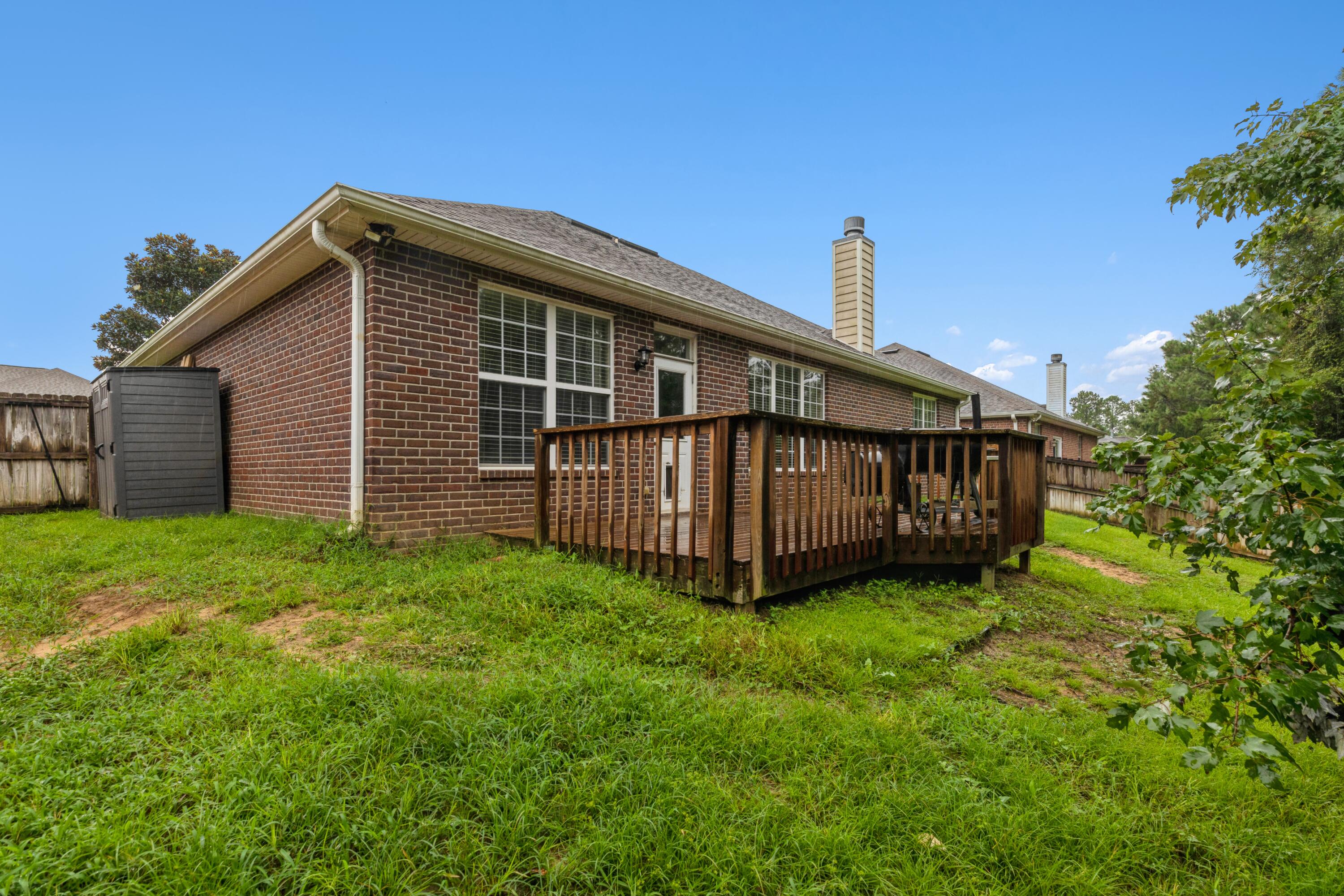 SHADOW PINES - Residential