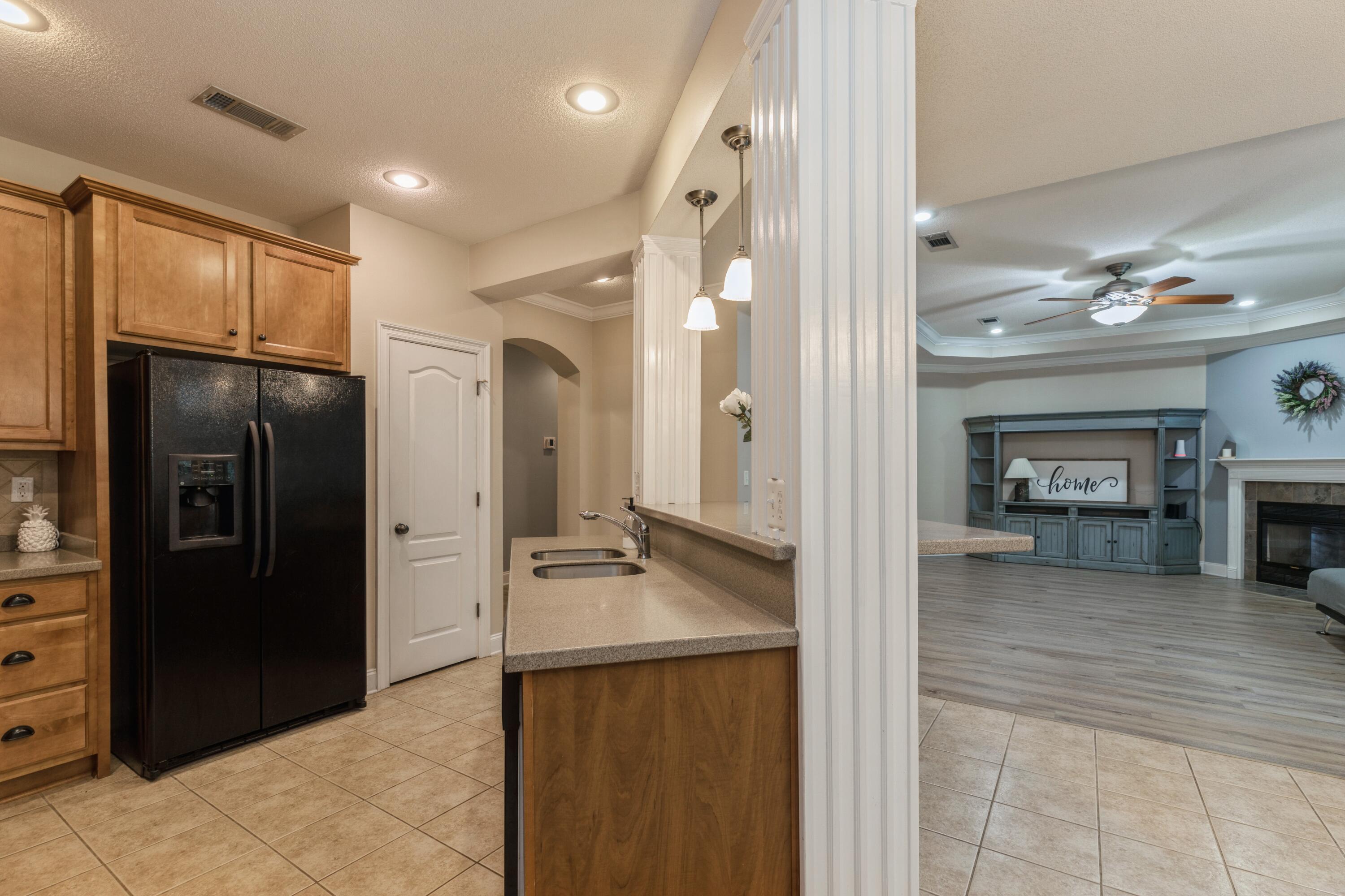 SHADOW PINES - Residential