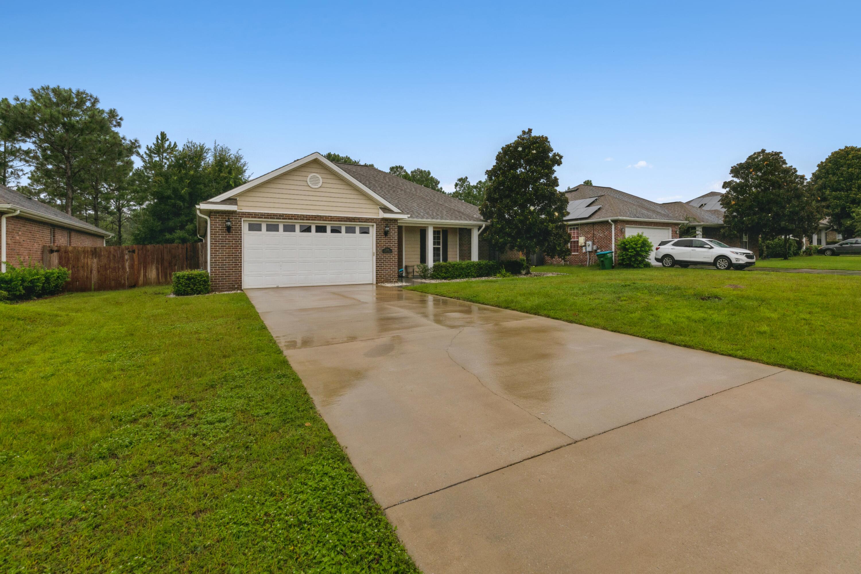 SHADOW PINES - Residential