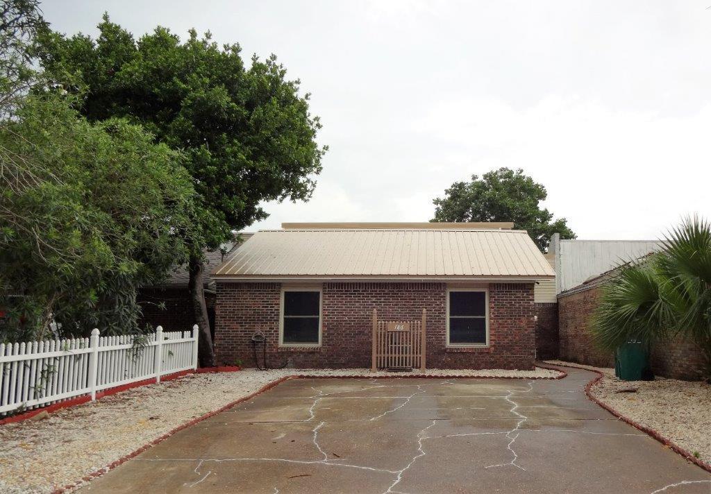 INDIAN OAKS - Residential