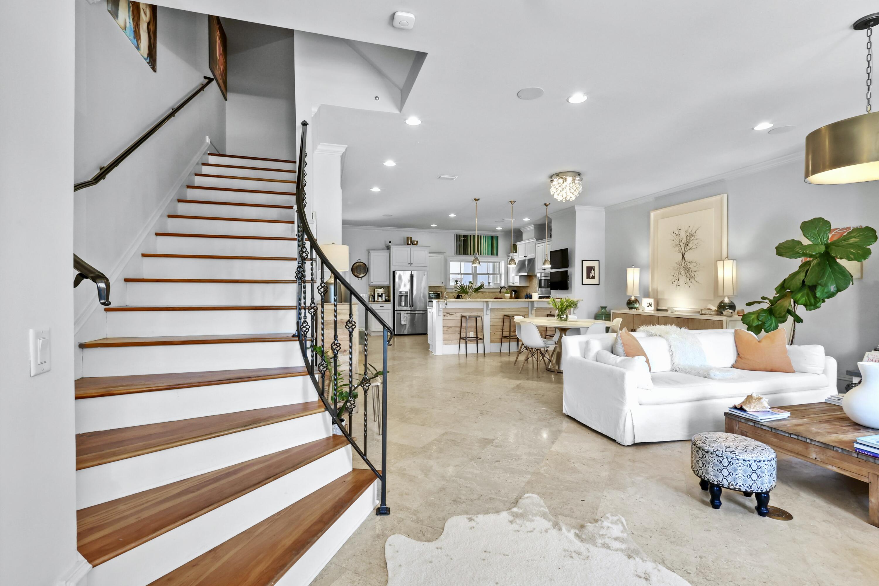 PROMINENCE - Residential