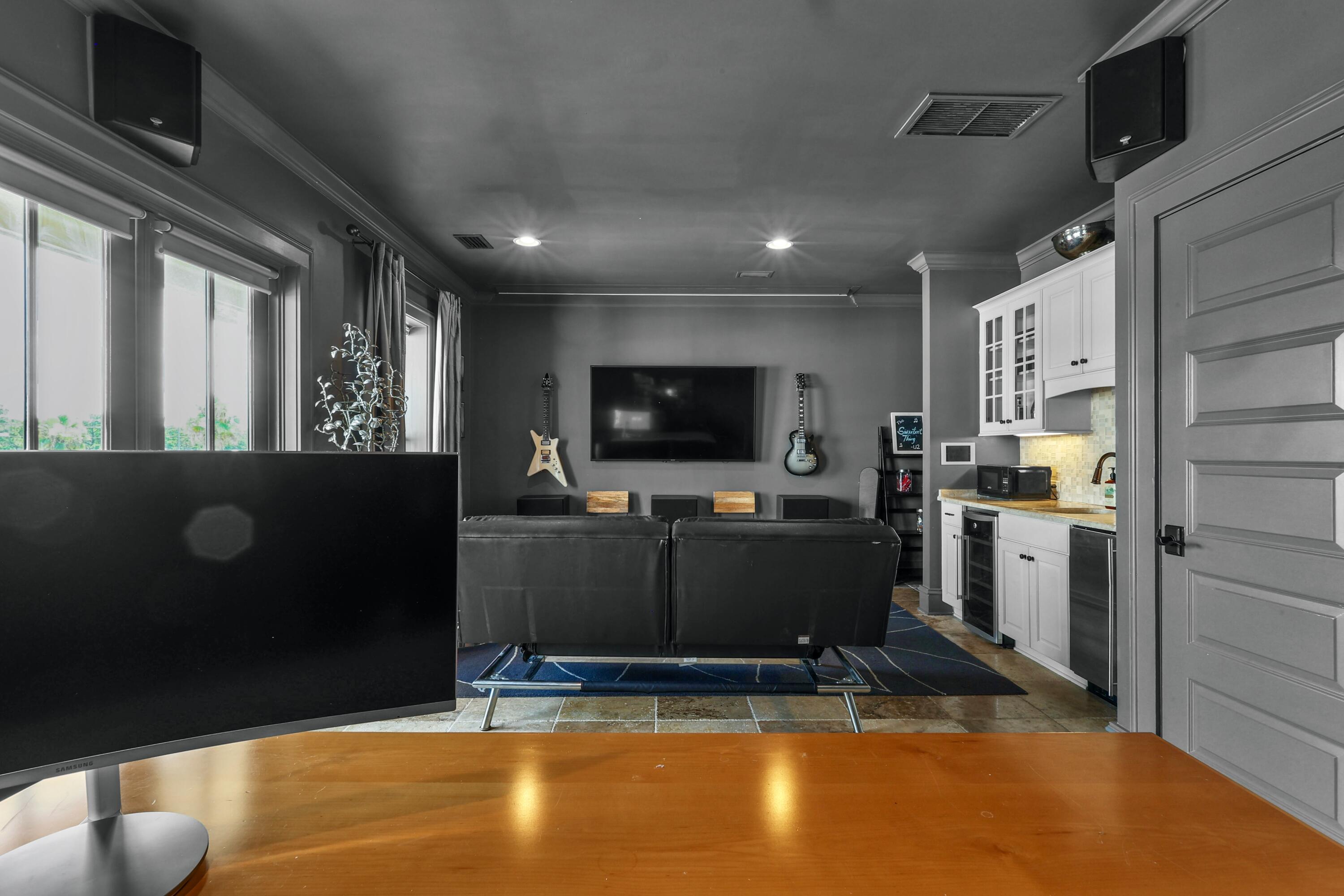 PROMINENCE - Residential